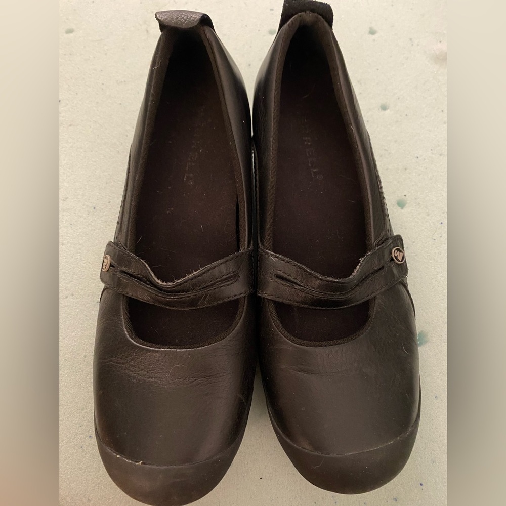 Merrell Plaza Bandeau black leather comfort shoe. Size 9.5 women’s, euro 40.5